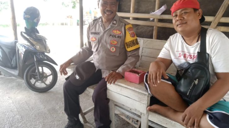 Personil Polsek Rajeg sambang dengan masyarakat