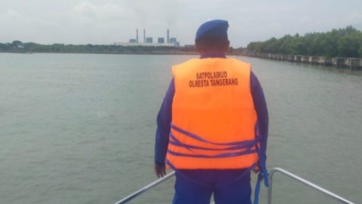 Menjaga Objek Vital PLTU Tetap Aman, Satpolair Polresta Tangerang Gelar Patroli di Perairan Break Water PLTU III Banten