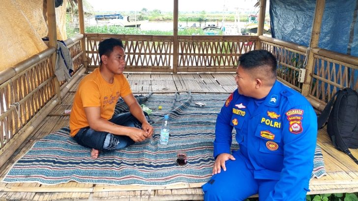 Hadir Untuk Masyarakat Satpolairud Laksanakan Patroli Mitra Presisi