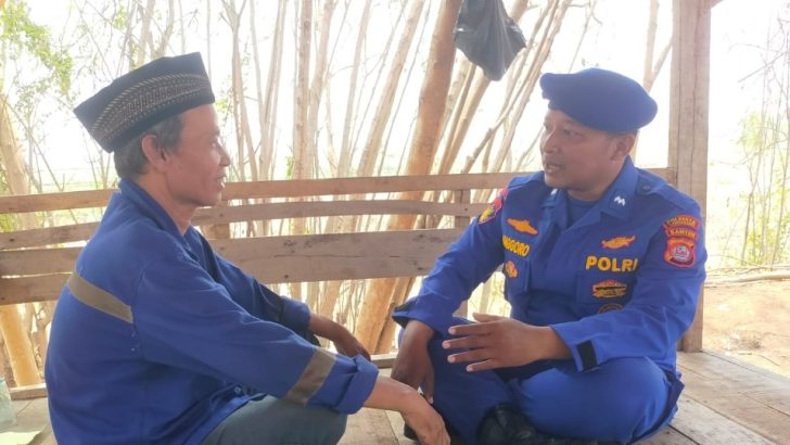Ciptakan Kedekatan Dengan Masyarakat Satpolairud Laksanakan Patroli Pesisir