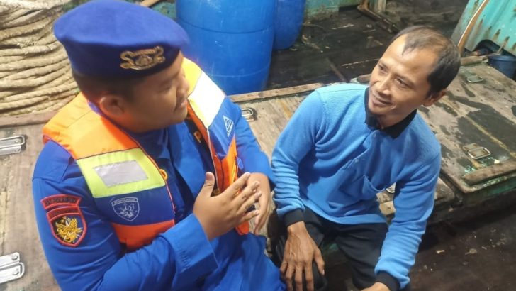 Patroli Di Wilayah Perairan Lontar Banten Oleh Personel Sat Polairud Polresta Tangerang