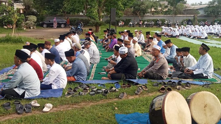 Hadiri Acara Pengajian Wakapolsek pasar Kemis Iptu Hb Subur
