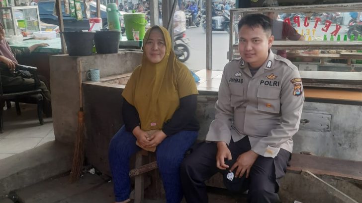Bripka A Yani Patroli dialogis sore Hari Himbau masyarakat jelang pemilu damai 2024 Banten Aman