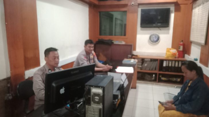 Anggota SPKT Polsek Pasar Kemis Dengan 3S