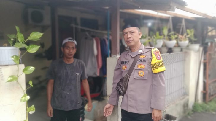 Bhabinkamtibmasa Desa Sindang Sono Sambangi Warga Binaan .