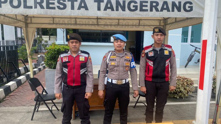 PELAKSANAKAN PENGECEKAN PETUGAS PENJAGAAN MAKO POLRESTA TANGERANG OLEH PIKET SIPROPAM POLRESTA TANGERANG