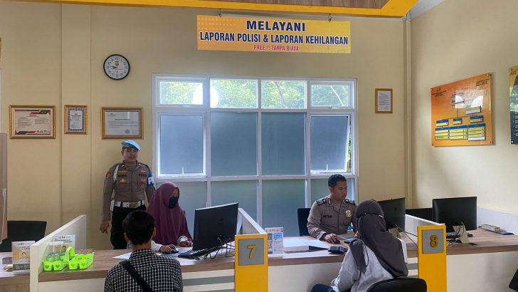 PENGECEKAN PETUGAS SPKT POLRESTA TANGERANG OLEH PIKET SIPROPAM POLRESTA TANGERANG