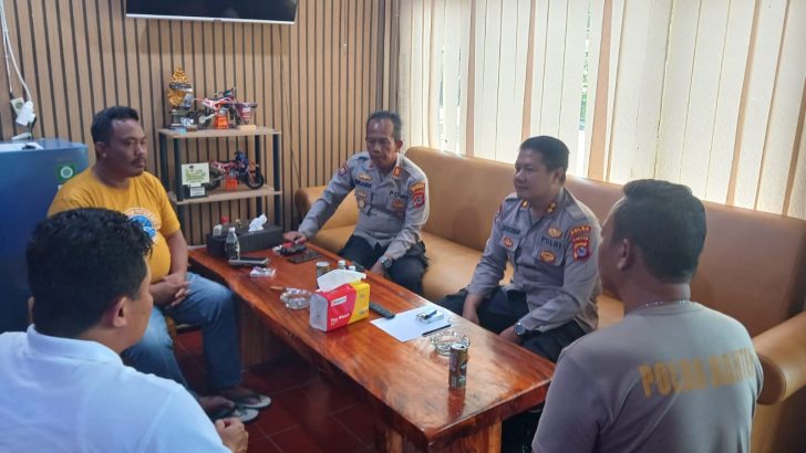 Kasat Binmas mendampingi Kasubdit Bhabinkamtibmas  dalam rangka kunjungan dan memantau langsung kinerja Bhabinkamtibmas