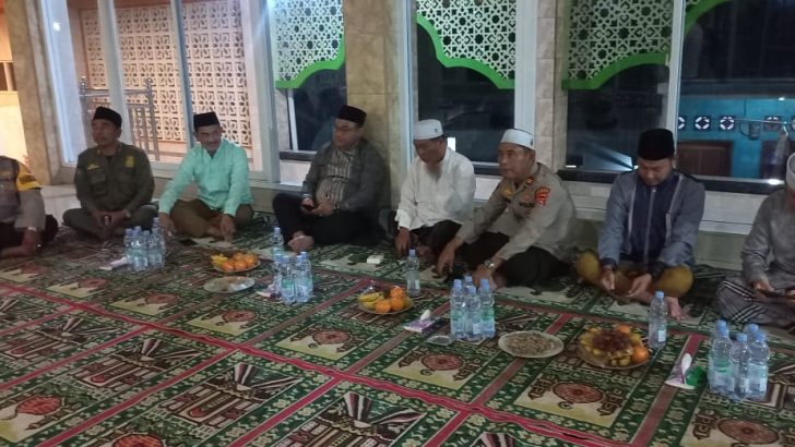 Wakapolsek Hadiri Peringatan Isra Mi’raj Bersama Masyarakat