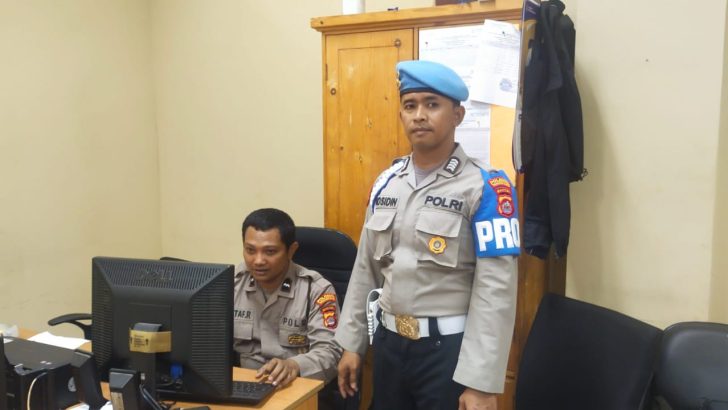 PENGECEKAN KEHADIRAN PERSONIL STAF SATSAMAPTA POLRESTA TANGERANG OLEH PIKET SIPROPAM POLRESTA TANGERANG