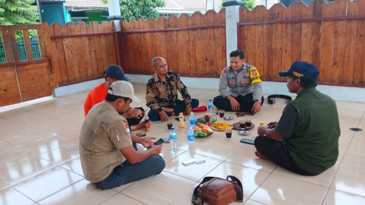 brigadir romi giat sambang dengan warga