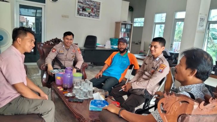 Polsek Kresek lakukan Sambang DDS di Desa, sebagai bentuk upaya menjalin sinergitas dengan masyarakat.