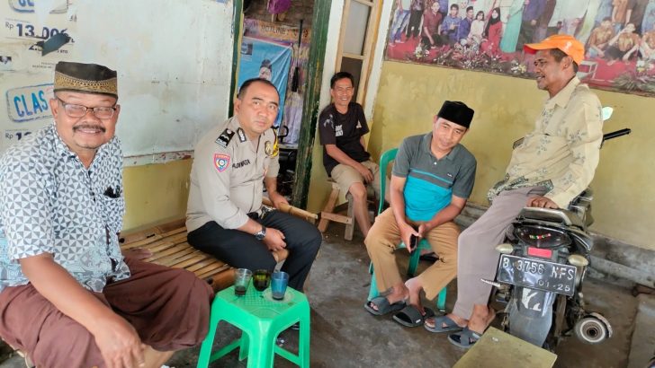 Bhabinkamtibmas melaksanakan Sambang ke warga binaan