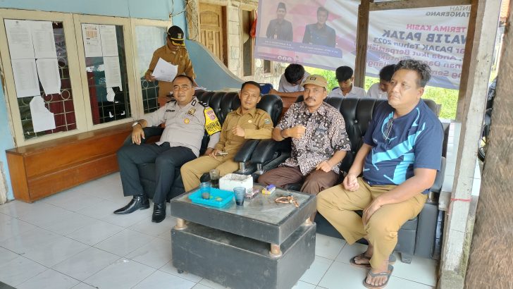 Bhabinkamtibmas Desa Rancabango melakukan sambang kepada warga