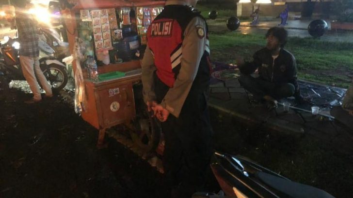 Operasi Cipta Kondisi oleh Anggota Samapta Polresta Tangerang dilaksanakan di sekitaran Perumahan Sudirman Indah.