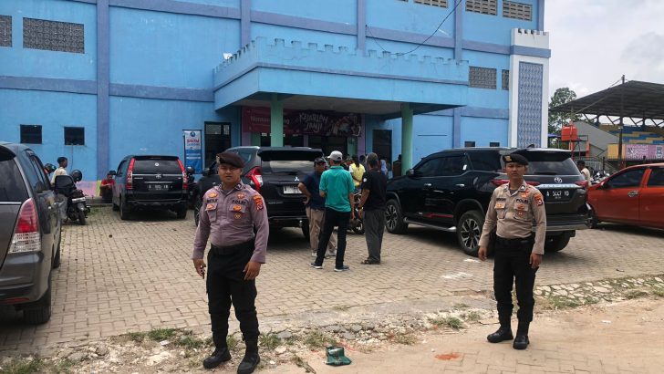 Di sekitaran PT. Inawan CSA dilaksanakan Patroli Barcode oleh Anggota Sat Samapta Polresta Tangerang memberikan Himbauan  kamtibmas Kepada Masyarakat.