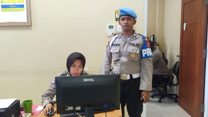 PENGECEKAN KEHADIRAN PERSONIL STAF SATBINMAS POLRESTA TANGERANG OLEH PIKET SIPROPAM POLRESTA TANGERANG