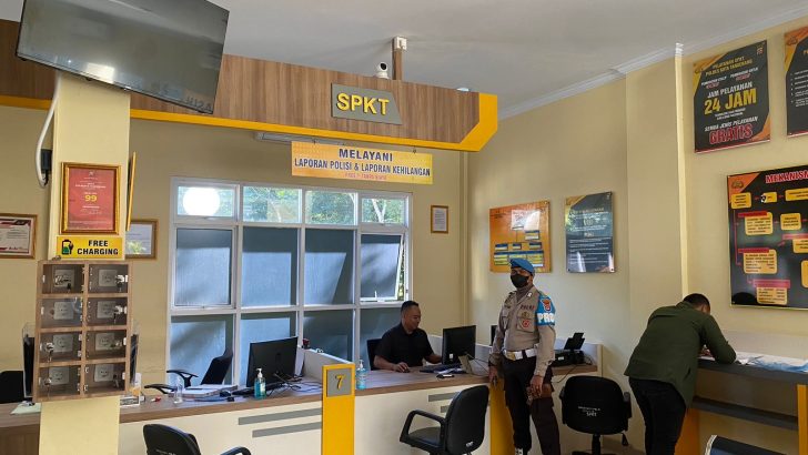 PENGECEKAN PETUGAS SPKT POLRESTA TANGERANG OLEH PIKET SIPROPAM POLRESTA TANGERANG