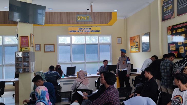 PENGECEKAN PETUGAS SPKT POLRESTA TANGERANG OLEH PIKET SIPROPAM POLRESTA TANGERANG