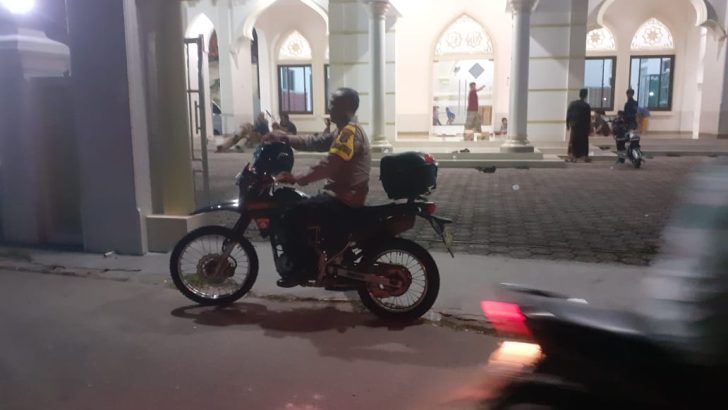 Anggota Polsek Kresek lakukan Patroli Mobile dan Dialogis di Wilayah Hukum Polsek Kresek