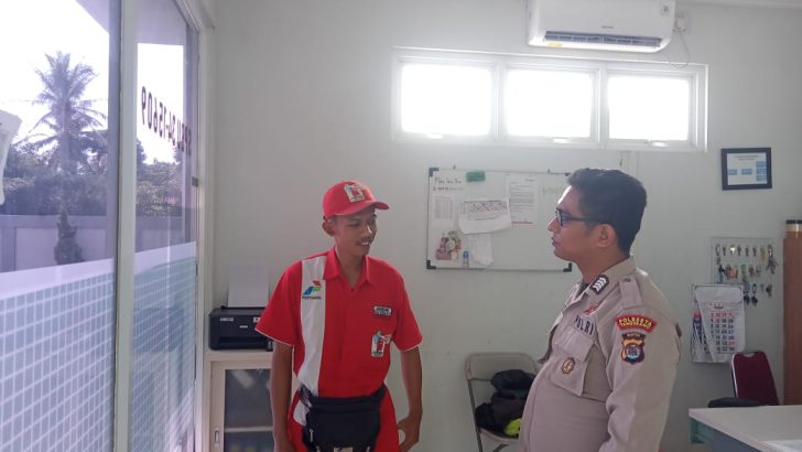 Pastikan lokasi objek vital di wilayah aman, Polsek Kresek lakukan Patroli Mobile di SPBU