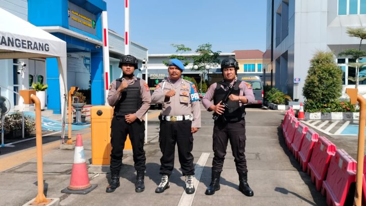 PENGECEKAN PETUGAS PENJAGAAN MAKO POLRESTA TANGERANG OLEH PIKET SIPROPAM POLRESTA TANGERANG