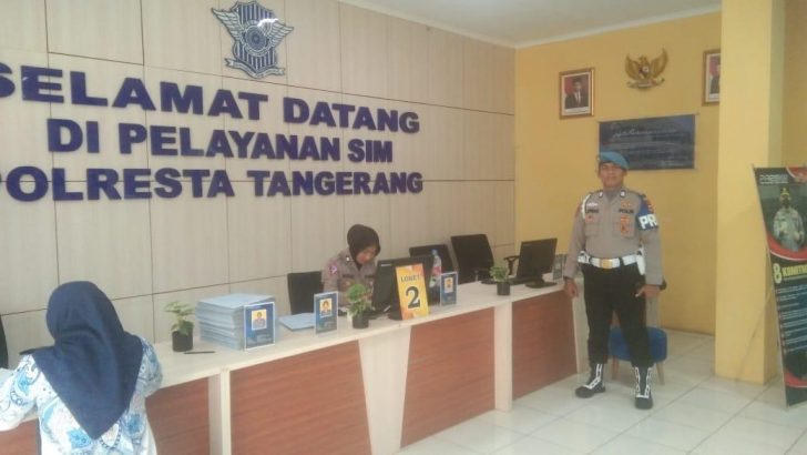 PENGECEKAN PETUGAS SATPAS SIM POLRESTA TANGERANG OLEH PIKET SIPROPAM POLRESTA TANGERANG