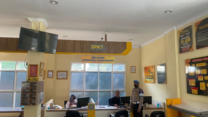PENGECEKAN PETUGAS SPKT POLRESTA TANGERANG OLEH PIKET SIPROPAM POLRESTA TANGERANG