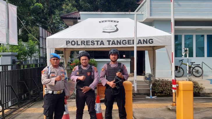 PENGECEKAN PETUGAS PENJAGAAN MAKO POLRESTA TANGERANG OLEH PIKET SIPROPAM POLRESTA TANGERANG