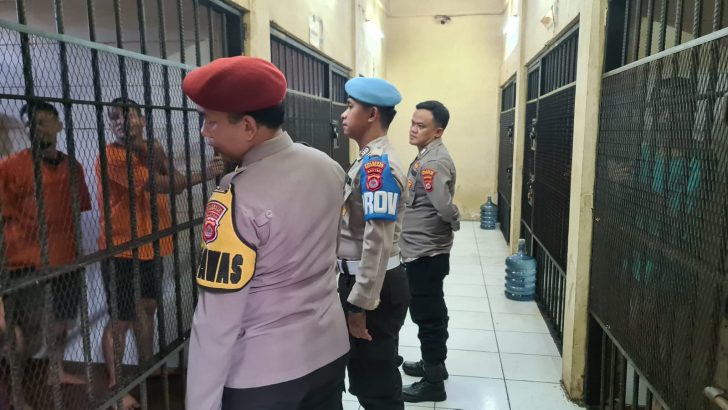 PENGECEKAN RUANG TAHANAN POLRESTA TANGERANG SECARA RUTIN OLEH PIKET SIPROPAM POLRESTA TANGERANG