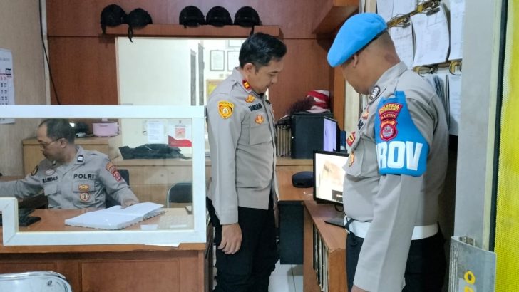 PENGECEKAN KESIAPSIAGAAN POLSEK CIKUPA OLEH SIPROPAM POLRESTA TANGERANG