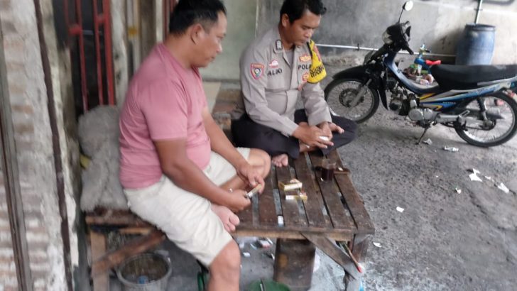 Anggota Polsek Cisoka Kegiatan Patroli dan Sambang Polisi Rw Guna Memelihara Kamtibmas