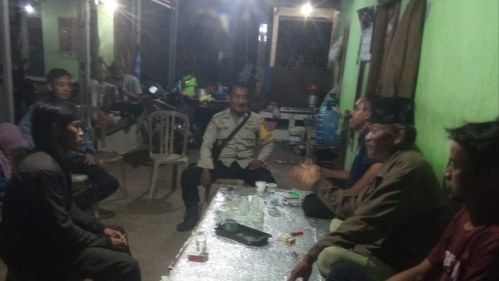 Menjalin Tali Silaturahmi dengan para Sesepuh, Polsek Kresek kunjungi Tokoh Masyarakat di Desa