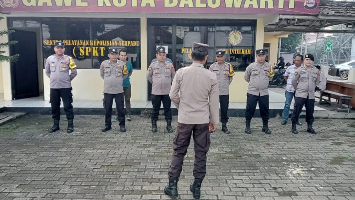 Kamit Patroli Polsek Rajeg pimpin apel pagi