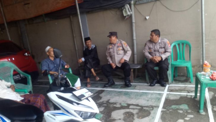 Menjalin Tali Silaturahmi dengan para Sesepuh, Polsek Kresek kunjungi Tokoh Masyarakat di Desa