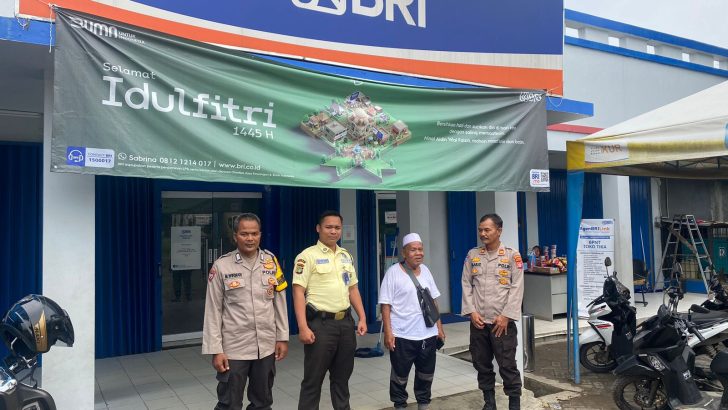 Pawas Iptu Sularjo, bersama dgn piket fungsi, patroli obyek vital BRI KUKUN.