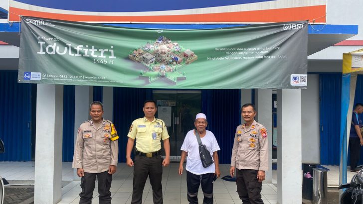 KANIT BIMAS DAN ANGGOTA BABHINKAMTIBMAS MELAKSANAKAN SAMBANG KE BANK BRI KCP KUKUN GUNA MEMBERIKAN RASA AMAN KEPADA NASABAH