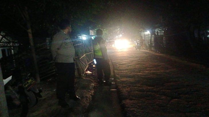 Patroli Mobile malam hari dilakukan Polsek Kresek dalam mencegah Guantibmas di wilayah