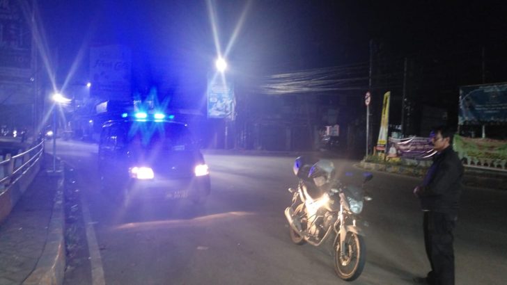 Guna menciptakan rasa aman terhadap masyarakat dan mencegah terjadinya tindak kejahatan personil polsek rajeg dipimpin pawas tingkatkan patroli jelang subuh