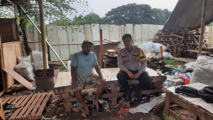 Jalin Silaturahmi dengan warga desa binaan