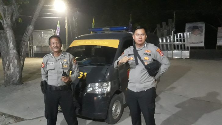 Pastikan wilayah aman dan upaya pencegahan Guantibmas di Wilayah, Polsek Kresek lakukan giat Patroli Mobile malam hari.