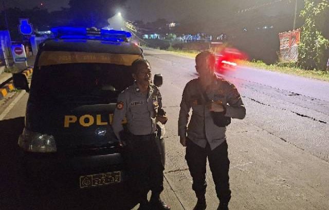 Anggota Polsek Kresek lakukan Patroli Mobile dan Dialogis di Wilayah Hukum Polsek Kresek