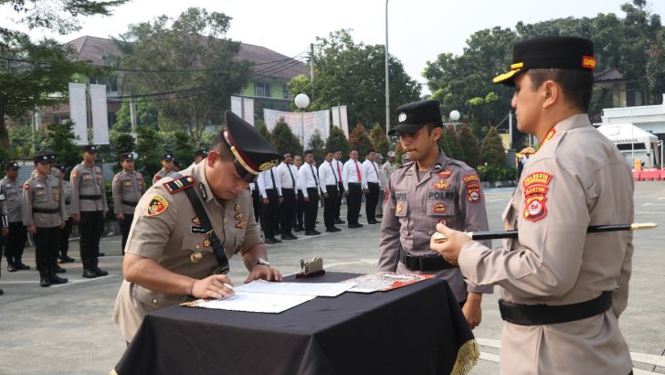 Kapolresta Tangerang Pimpin Sertijab Kasat Lantas dan Kapolsek Panongan