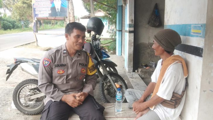 Personil Polsek Kresek tak kenal lelah kunjungi warganya dalam program Polisi RW.