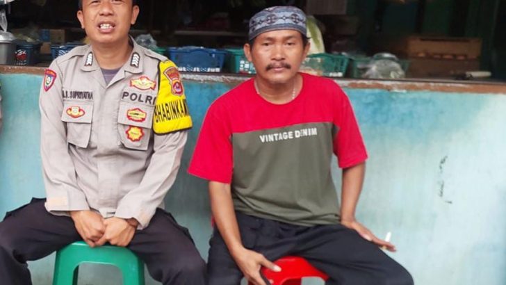 Bhabinkamtibmas Polsek Pasar Kemis Sambangi Warga, guna wujudkan Kamtibmas Yang Kondusif