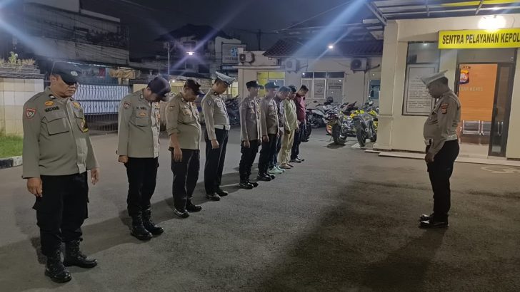 Ipda M. Arifin Pawas Polsek Pasar Kemis Pimpin Apel Malam