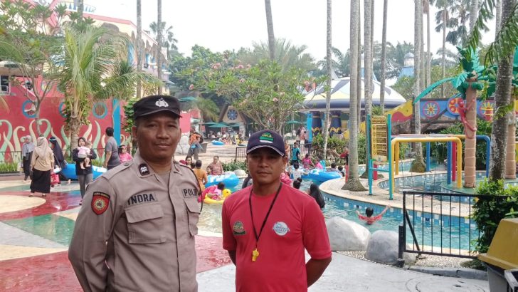 Monitoring Tempat Wisata Water World dan World Of Wonder Citra Raya