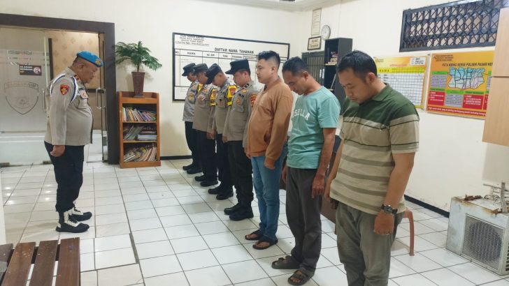 Pawas Polsek Pasar Kemis Pimpin Apel Malam Antisipasi Kerawanan Malam dan Gangguan Kamtibmas