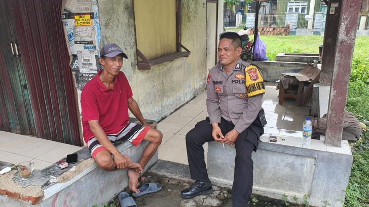 Gencarkan program Polisi RW, Anggota Polsek Kresek kunjungi warga di Desa.