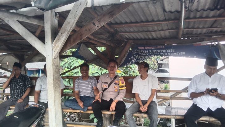 Bhabinkamtibmas Polsek Pasar Kemis tetap semangat menjaga wilayahnya dari Gangguan Kamtibmas Wilayah Binaannya